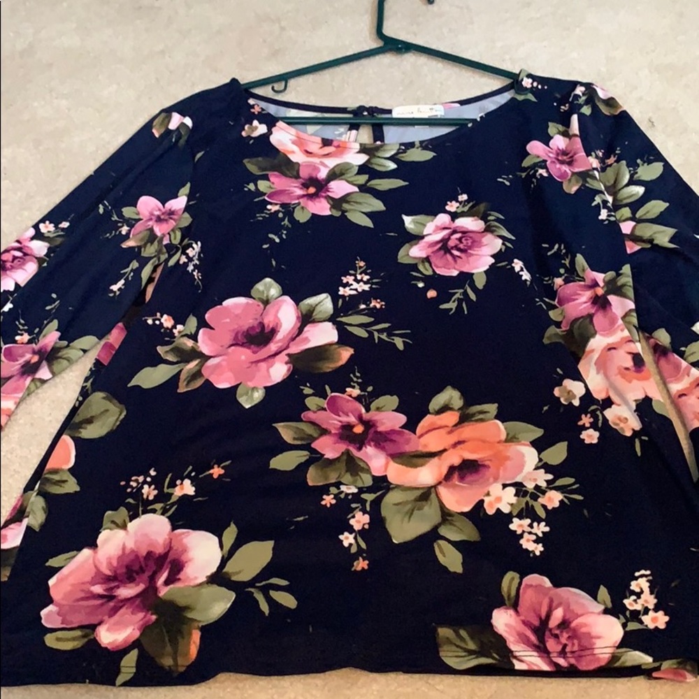 Nine Britton floral top